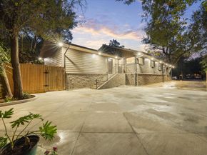 5 Tree Frog Drive, Houston TX 77074