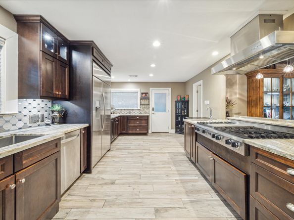 5 Tree Frog Drive, Houston TX 77074