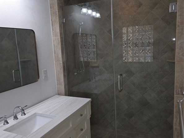 4862 Creekbend Drive, Houston TX 77035