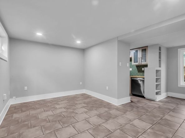 2608 Hopkins Street, Houston TX 77006
