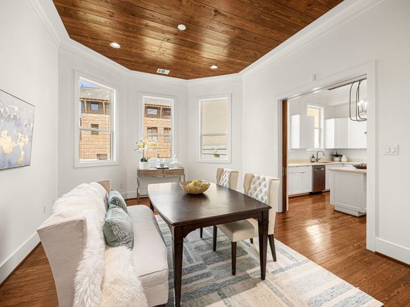 405 Welch Street, Houston TX 77006