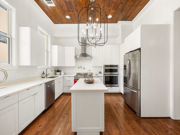 405 Welch Street, Houston TX 77006