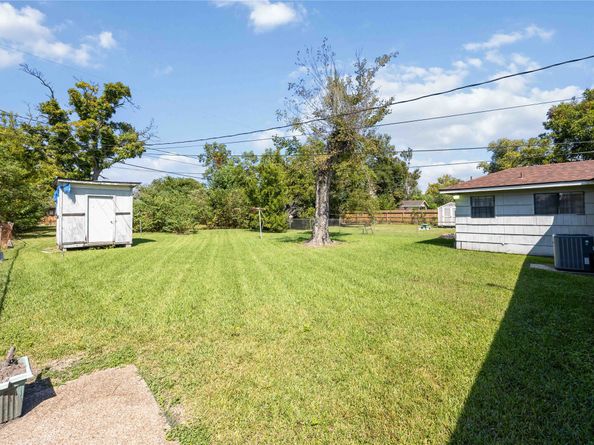 7337 Howton Street, Houston TX 77028