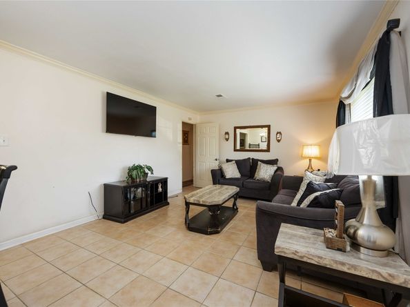 7337 Howton Street, Houston TX 77028