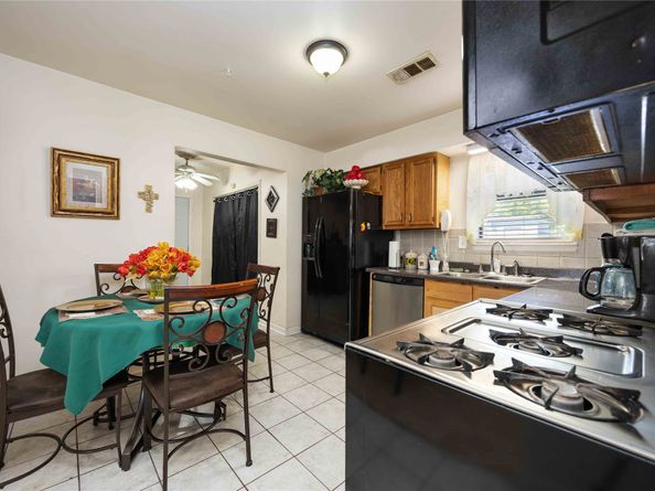 7337 Howton Street, Houston TX 77028