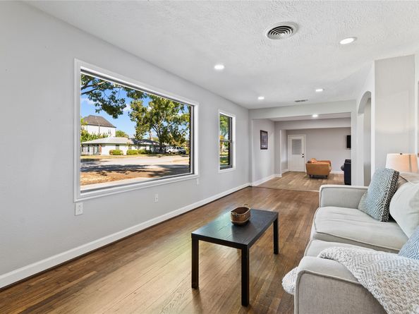 1710 Wycliffe Drive, Houston TX 77043