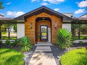 5122 Glenmeadow Drive, Houston TX 77096