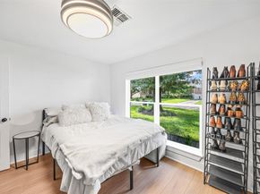 5122 Glenmeadow Drive, Houston TX 77096
