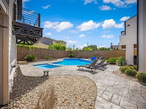5122 Glenmeadow Drive, Houston TX 77096
