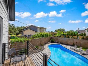 5122 Glenmeadow Drive, Houston TX 77096