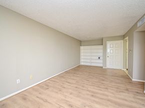 2826 S Bartell Drive 37, Houston TX 77054