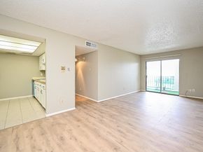 2826 S Bartell Drive 37, Houston TX 77054