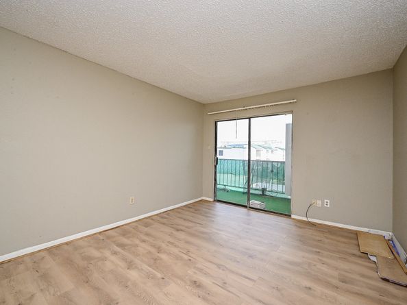2826 S Bartell Drive 37, Houston TX 77054
