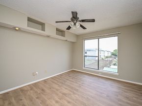 2826 S Bartell Drive 37, Houston TX 77054