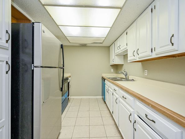 2826 S Bartell Drive 37, Houston TX 77054