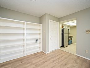 2826 S Bartell Drive 37, Houston TX 77054