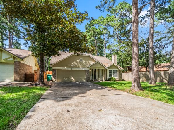 6 Fairmeade Bend Drive, The Woodlands TX 77381