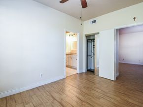 2121 El Paseo Street 1805, Houston TX 77054