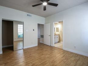 2121 El Paseo Street 1805, Houston TX 77054