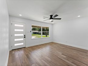 1818 Nina Lee Lane, Houston TX 77018