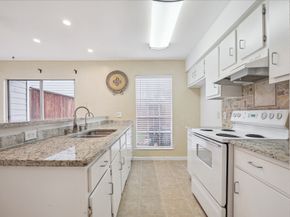 5807 Beverlyhill Street 23, Houston TX 77057