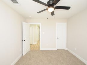 8203 Gladstone Street, Houston TX 77051