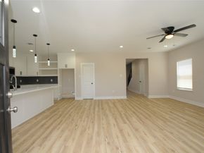 8203 Gladstone Street, Houston TX 77051