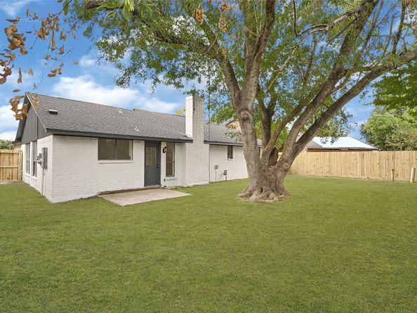 6703 Casablanca Drive, Houston TX 77088