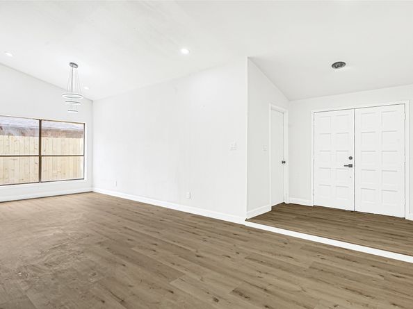 6703 Casablanca Drive, Houston TX 77088