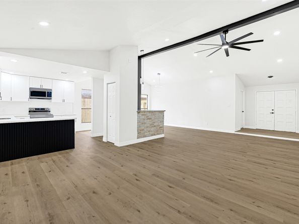 6703 Casablanca Drive, Houston TX 77088