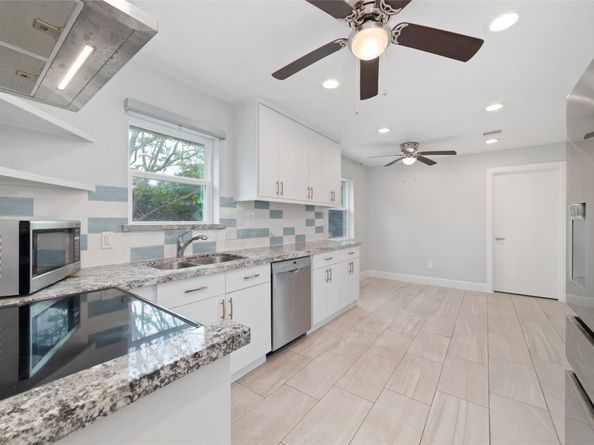 5006 Lymbar Drive, Houston TX 77096