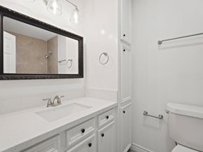 2010 Stoney Brook Drive 1, Houston TX 77063