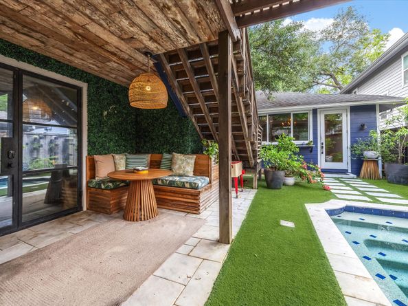 406 Bomar Street, Houston TX 77006