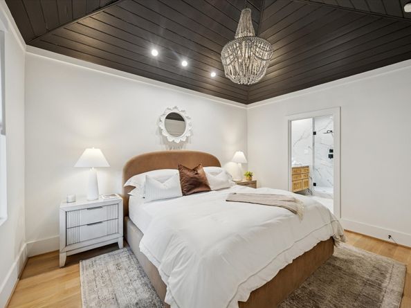 406 Bomar Street, Houston TX 77006