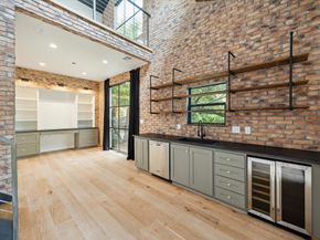 406 Bomar Street, Houston TX 77006