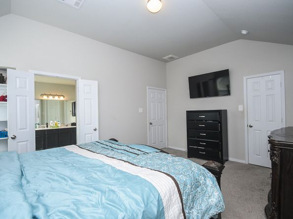 15123 Longleaf Forest Drive, Houston TX 77090