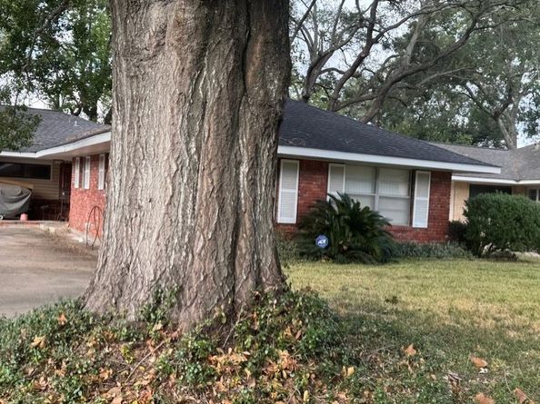 4054 Cheena Drive, Houston TX 77025