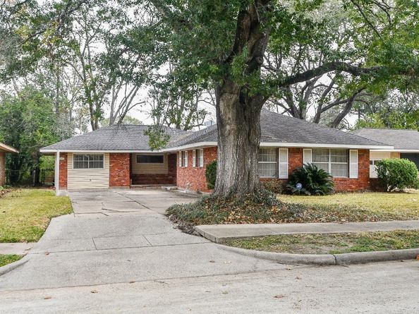 4054 Cheena Drive, Houston TX 77025