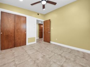 5326 Heatherbrook Drive, Houston TX 77045