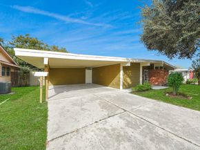 5326 Heatherbrook Drive, Houston TX 77045