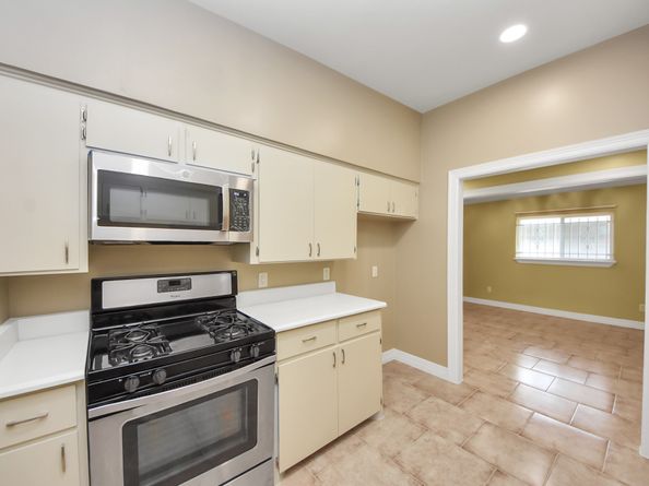 5326 Heatherbrook Drive, Houston TX 77045