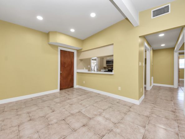 5326 Heatherbrook Drive, Houston TX 77045