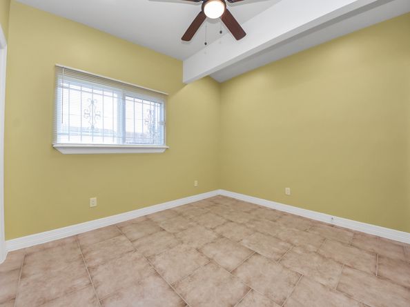 5326 Heatherbrook Drive, Houston TX 77045