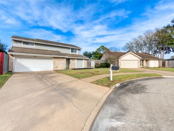11922 River Meadow Lane, Meadows Place TX 77477