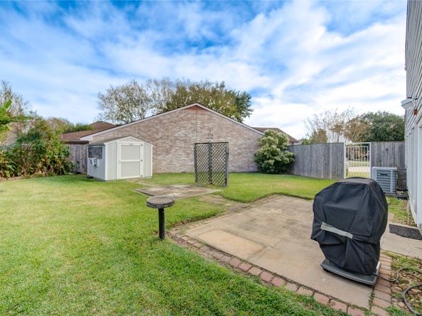 11922 River Meadow Lane, Meadows Place TX 77477
