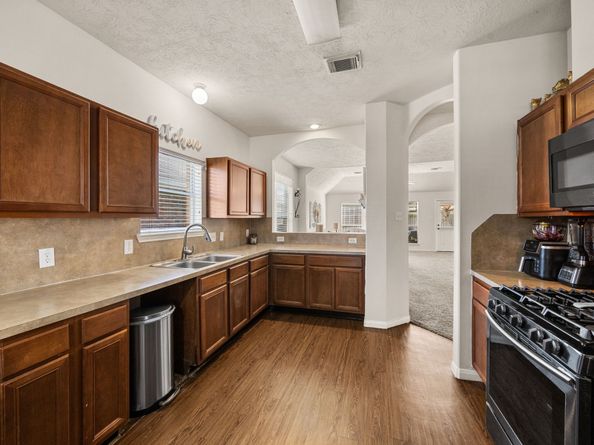 1835 Creegan Park Court, Houston TX 77047