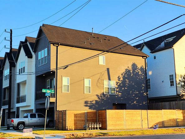 2233 Lou Ellen Lane, Houston TX 77018