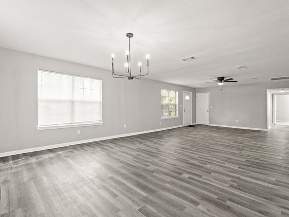 17078 Oak Grove Lane, New Caney TX 77357