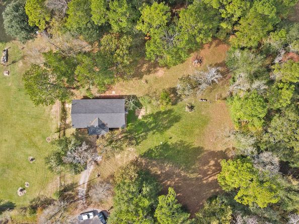 17078 Oak Grove Lane, New Caney TX 77357