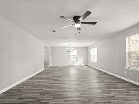 17078 Oak Grove Lane, New Caney TX 77357